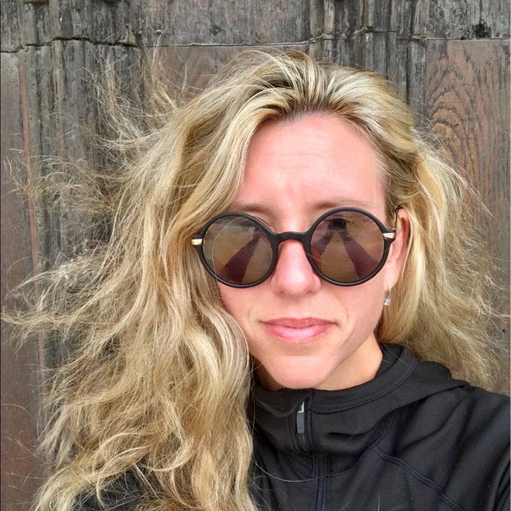 Meet your Posher, Cathy